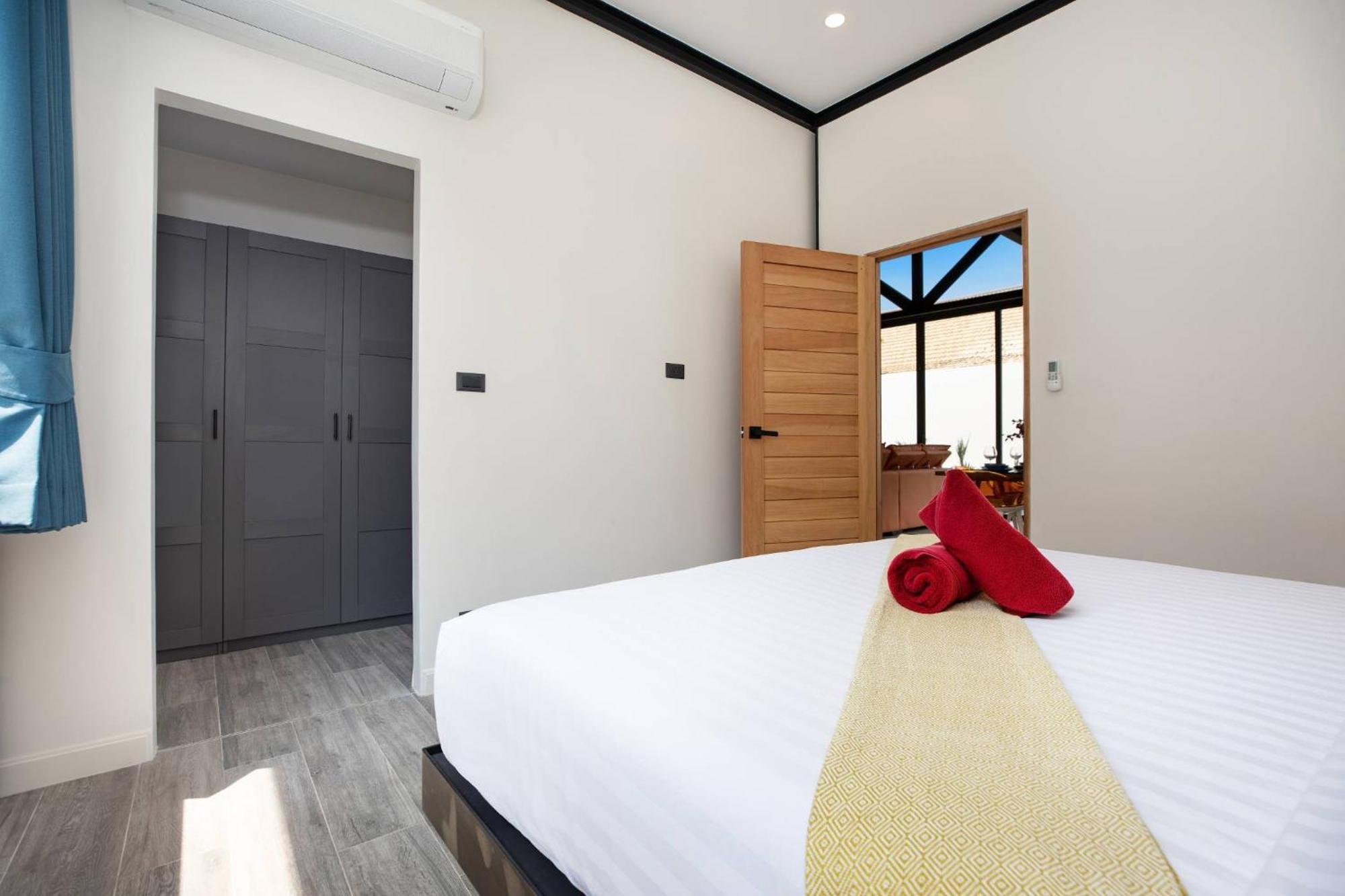 Trendy & New 19M Oxygen Pool Villa Sunset Garden 10 In Rawai Ban Saiyuan Exterior foto