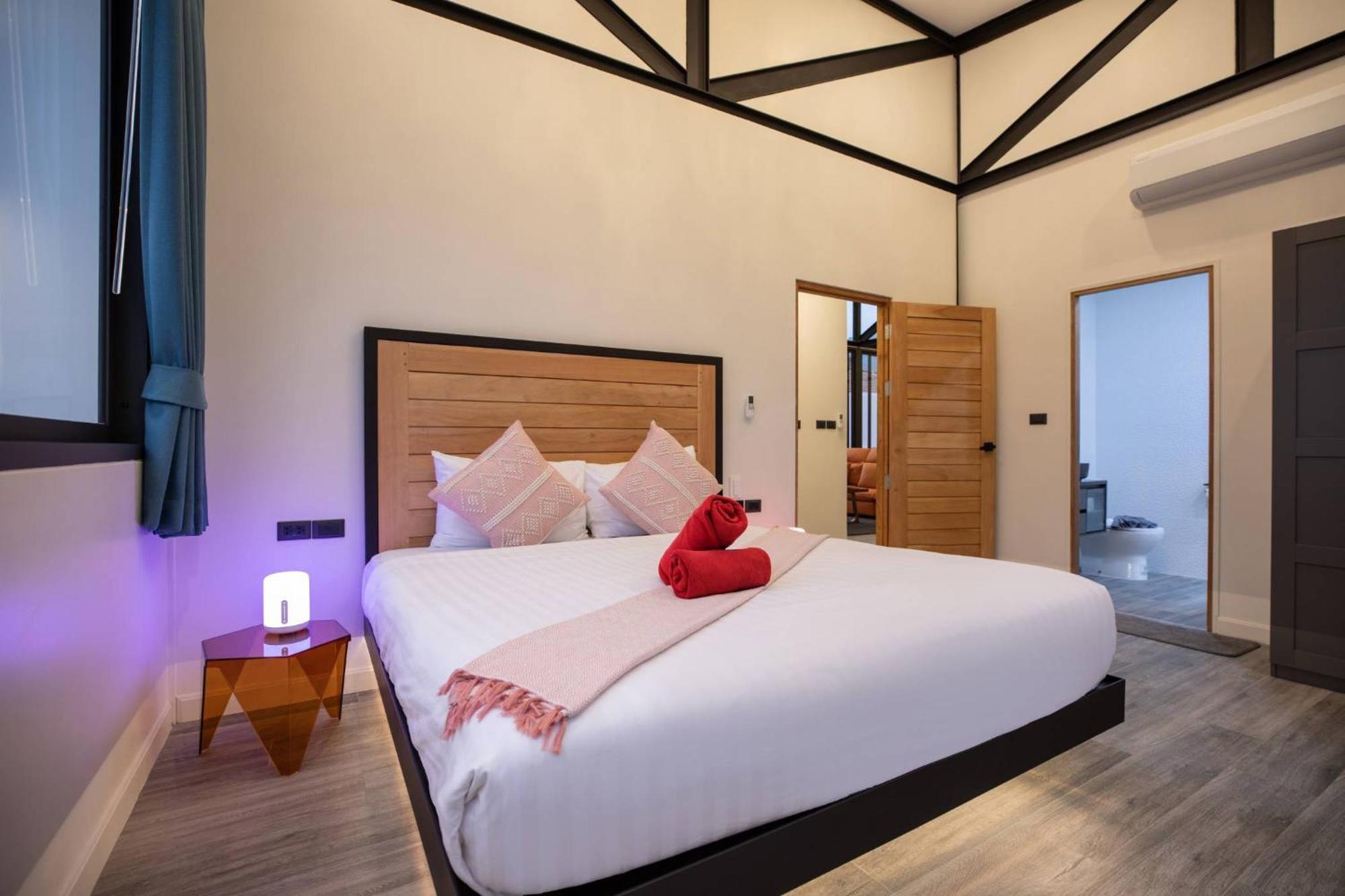Trendy & New 19M Oxygen Pool Villa Sunset Garden 10 In Rawai Ban Saiyuan Exterior foto