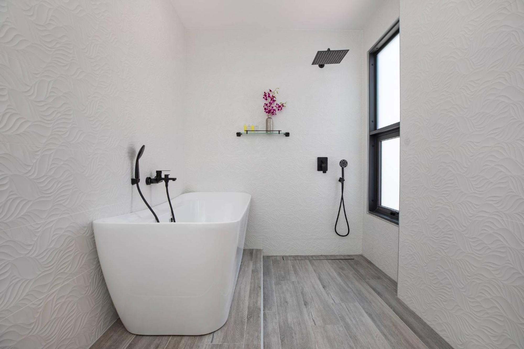 Trendy & New 19M Oxygen Pool Villa Sunset Garden 10 In Rawai Ban Saiyuan Exterior foto