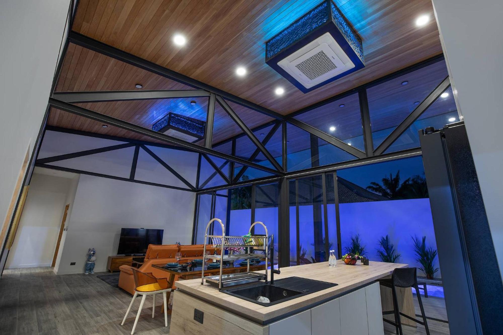 Trendy & New 19M Oxygen Pool Villa Sunset Garden 10 In Rawai Ban Saiyuan Exterior foto
